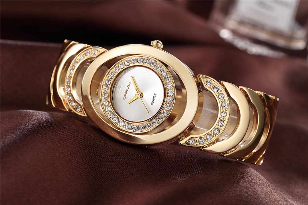 Orologio donna CRRJU Oval Gold and White