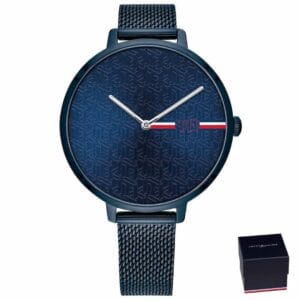 Orologio da donna Tommy Hilfiger Alexa 1782159 con quadrante blu e cinturino a maglia in acciaio inossidabile. Design minimalista con eleganti lancette argentate.<br> 